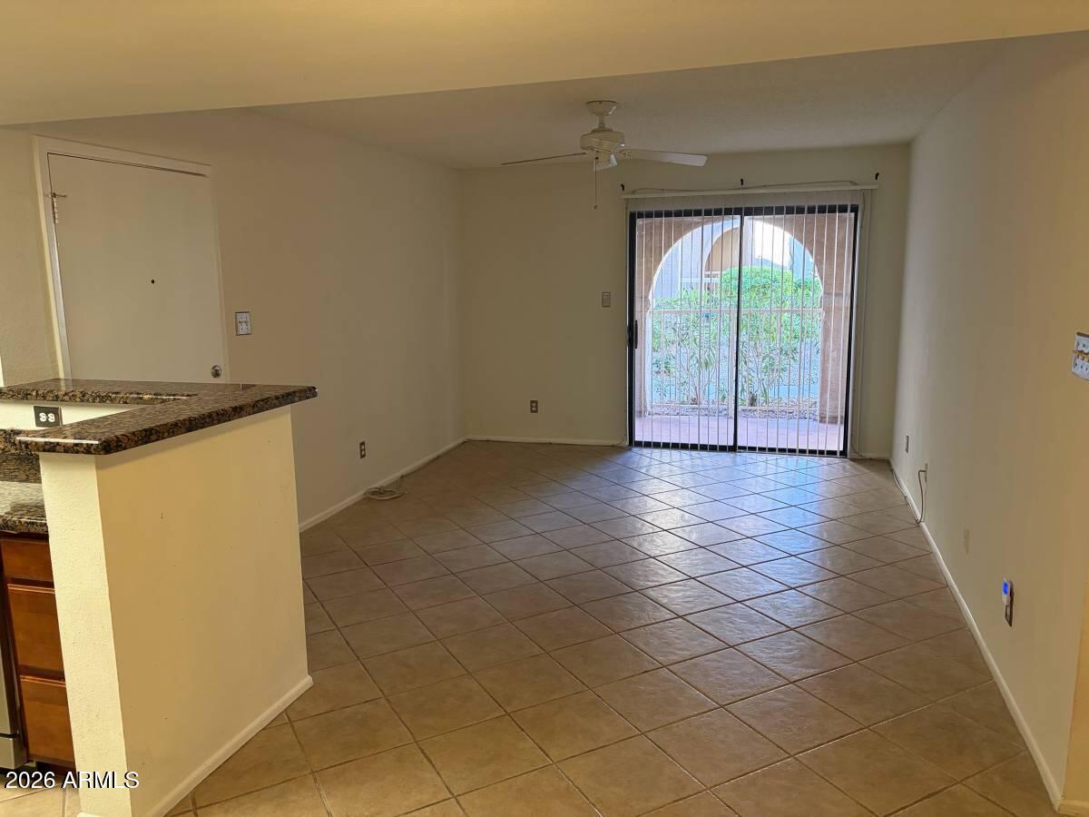 5757 W EUGIE Avenue 1030