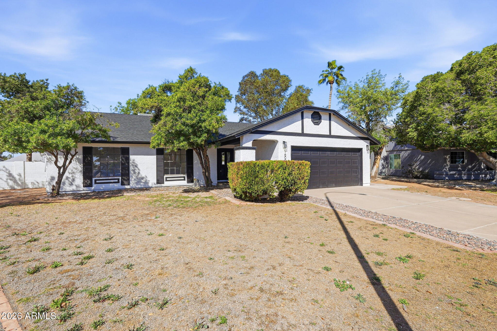 1600 W LOUGHLIN Drive