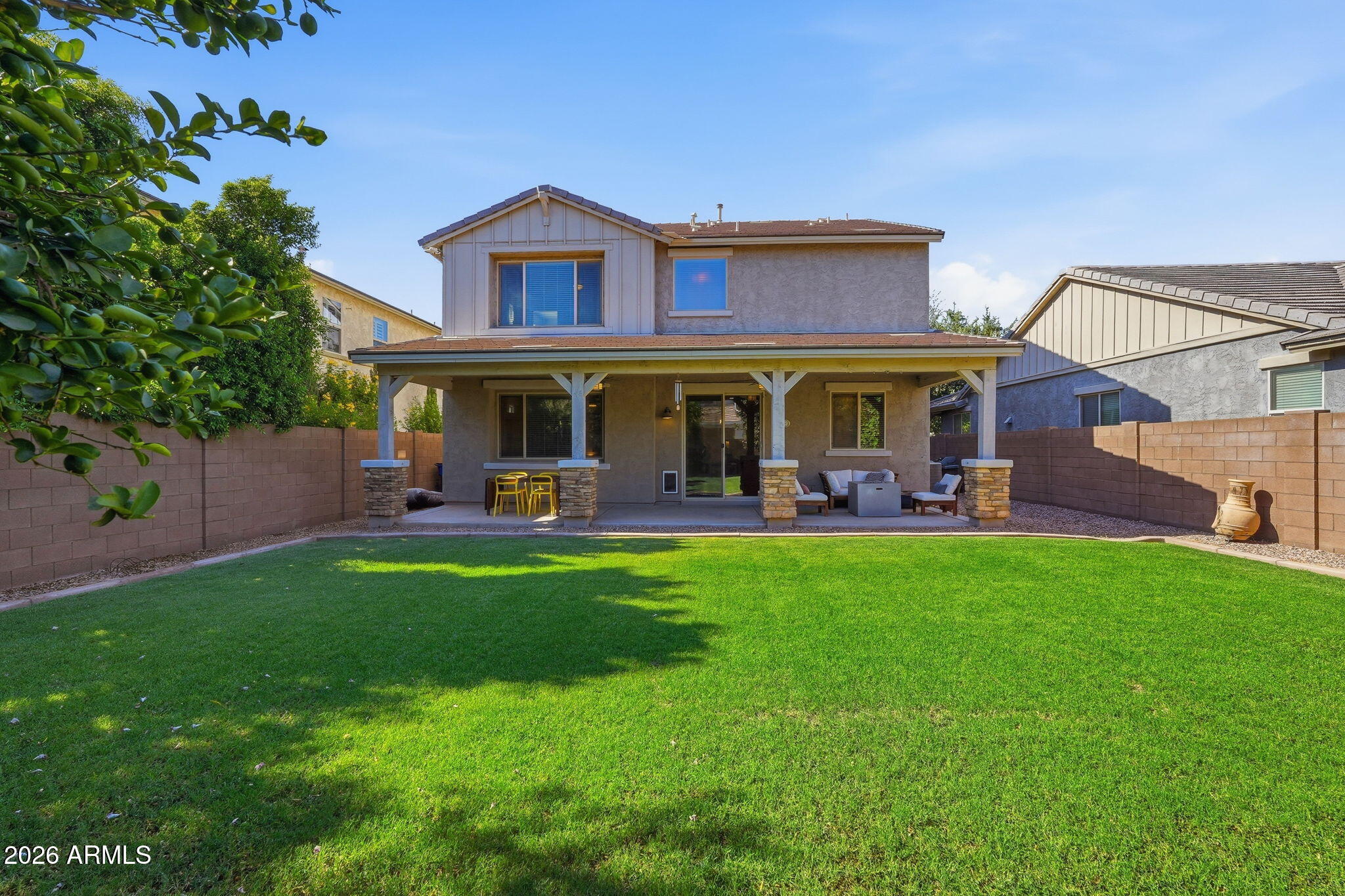 4261 E AMBER Lane