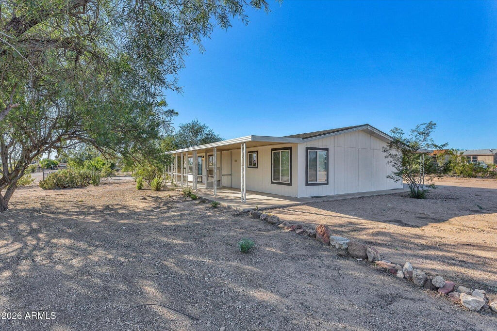 Photo of 182 E 18th Lane E, Apache Junction, AZ 85119 (MLS # 7088532)