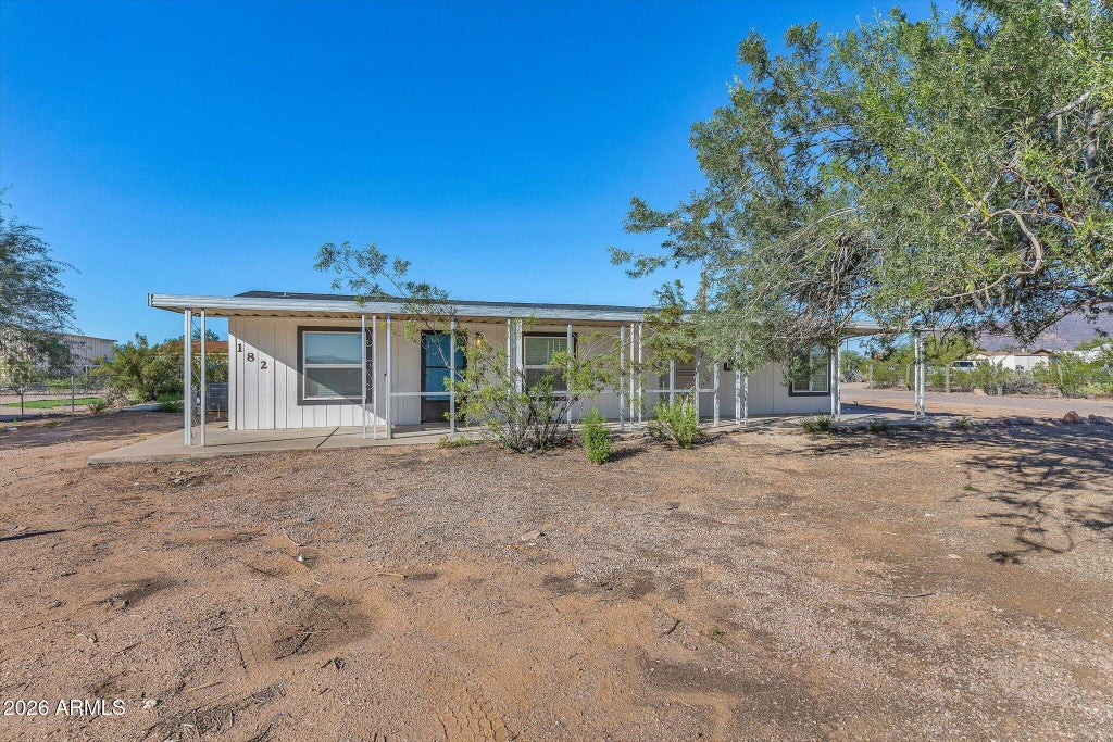 Photo of 182 E 18th Lane E, Apache Junction, AZ 85119 (MLS # 7088532)