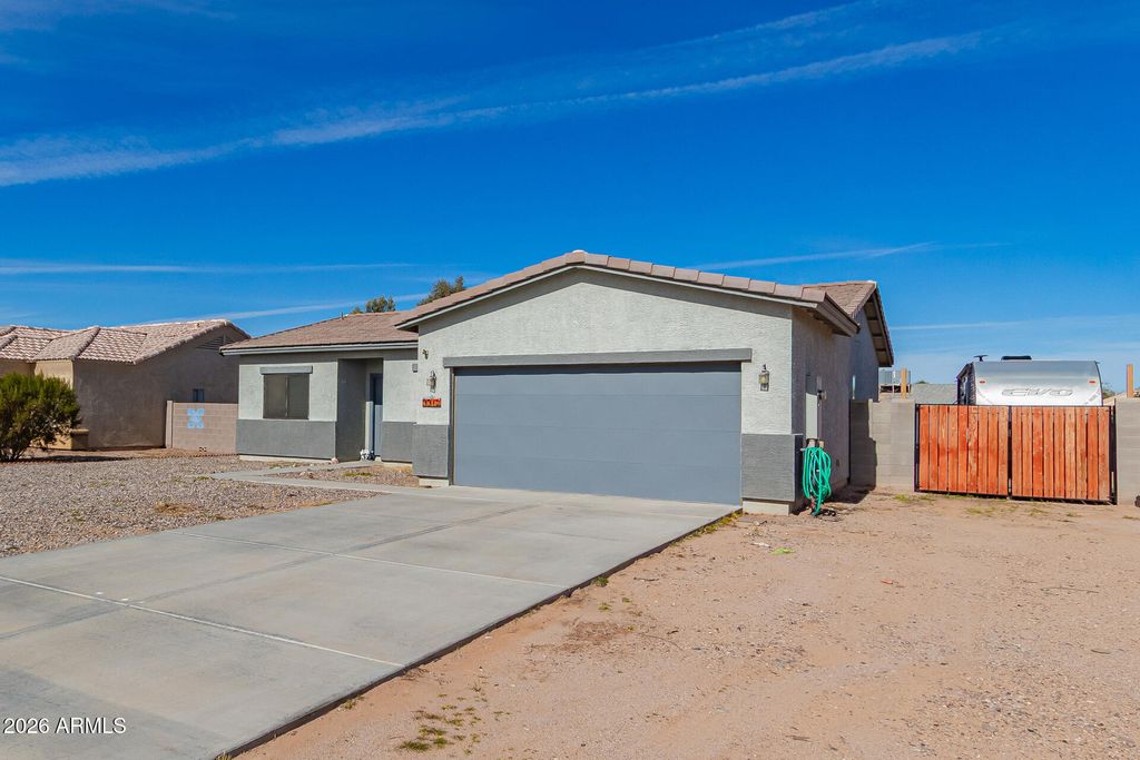 Photo of 9912 W Santa Cruz Boulevard, Arizona City, AZ 85123 (MLS # 6975728)