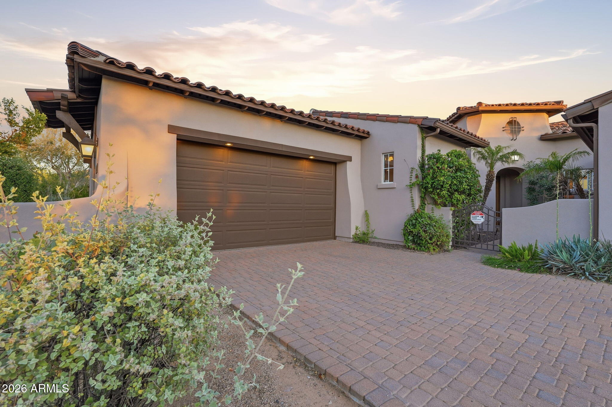 8917 E MOUNTAIN SPRING Road