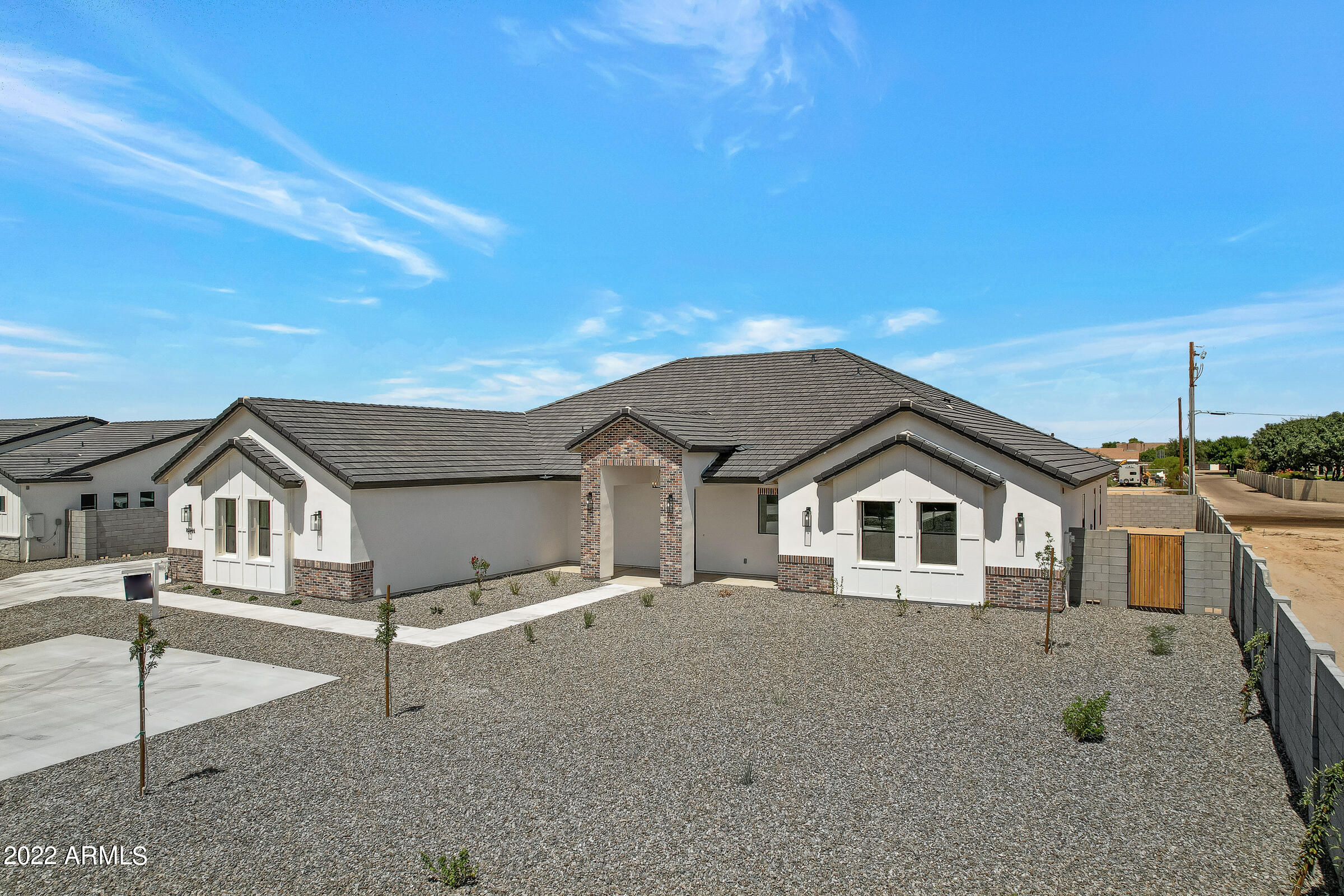 3989 E Freeman Lane