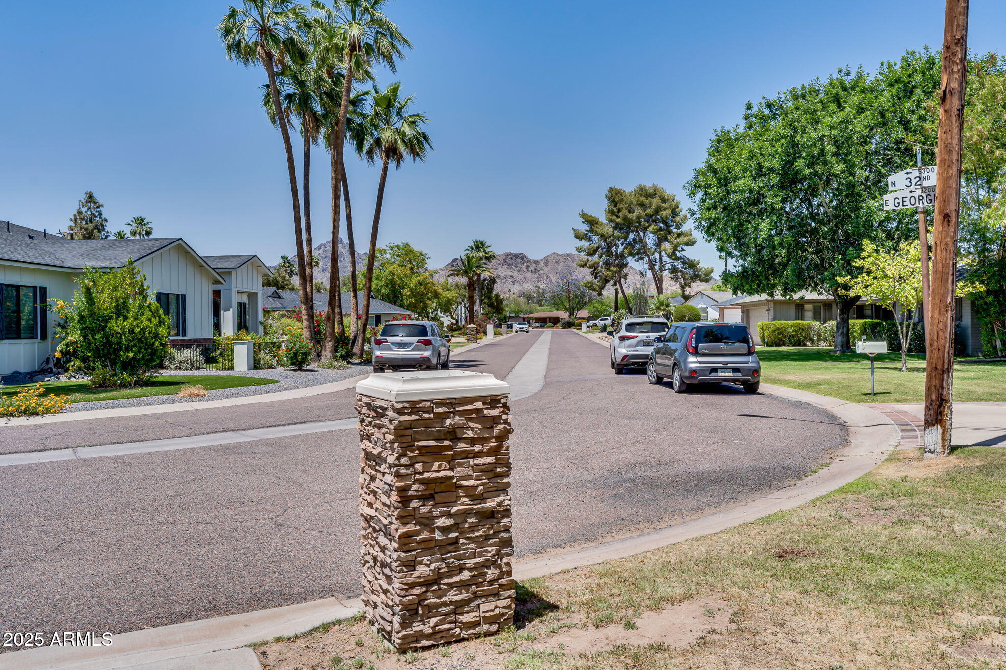 5307 N 32ND Place