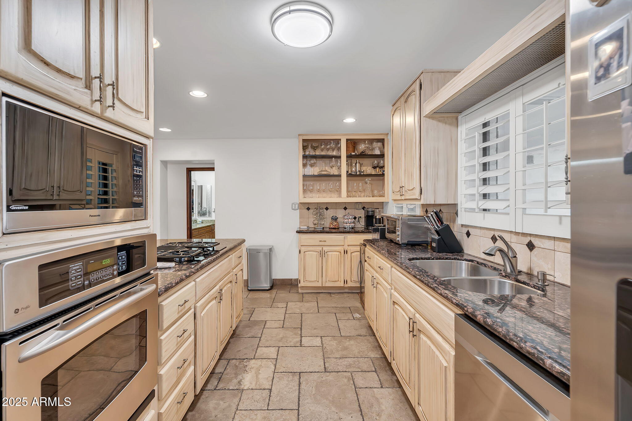 5307 N 32ND Place