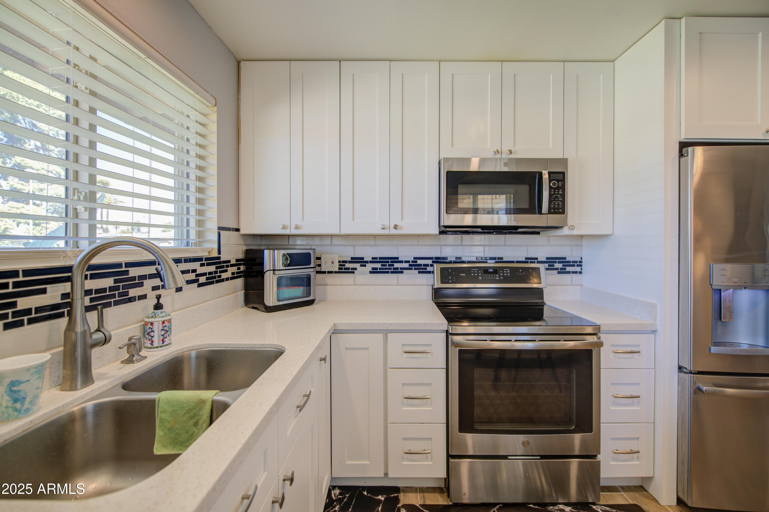 10013 W LAKEVIEW Circle N