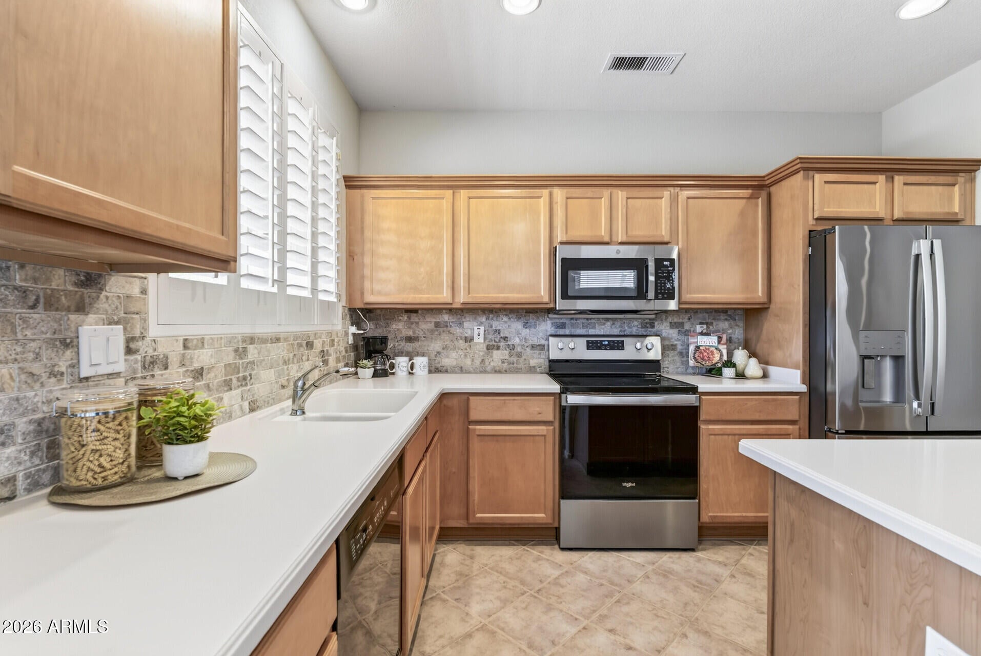 16190 W RED ROCK Drive