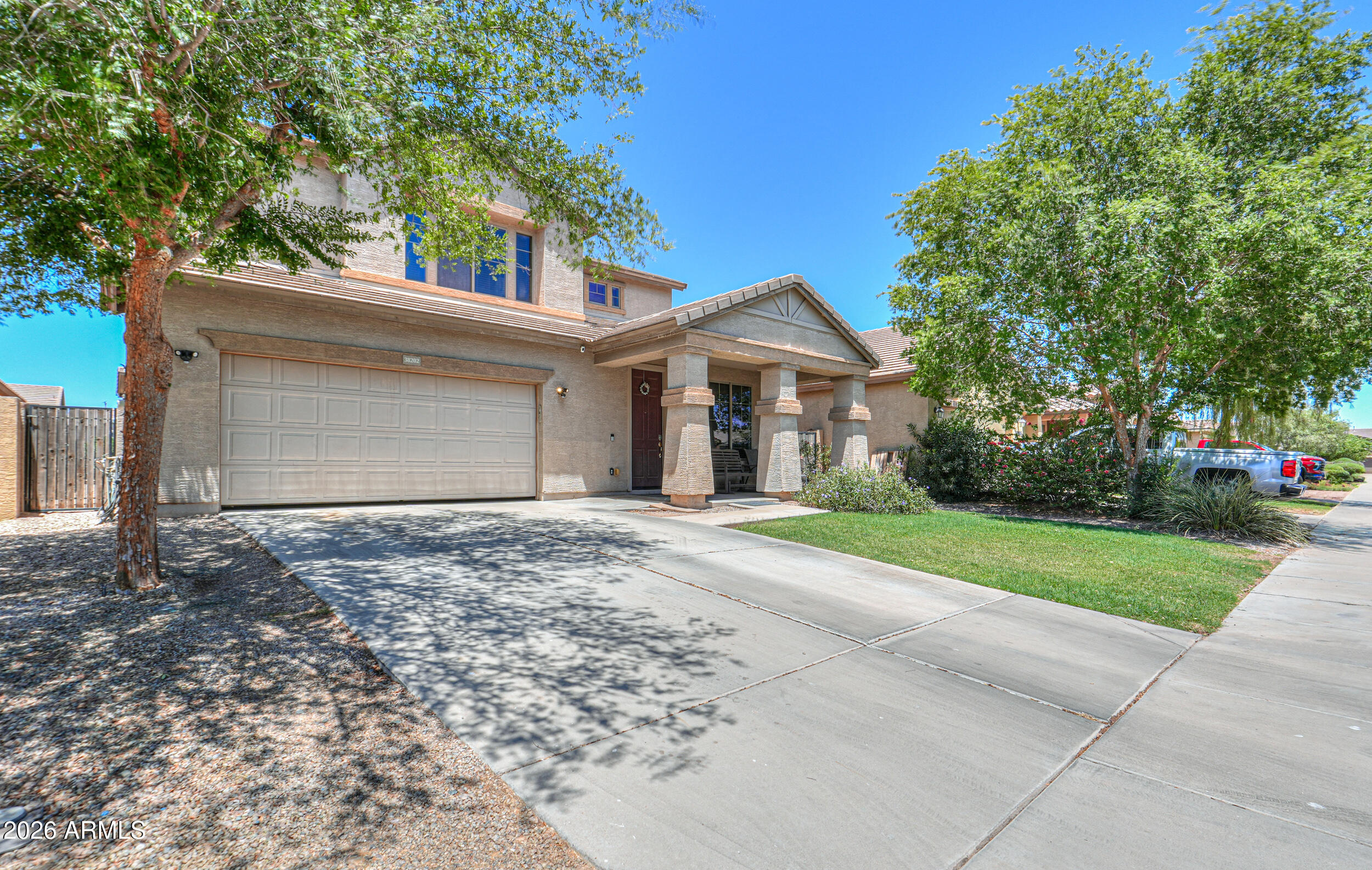 38202 W ISABELLA Lane