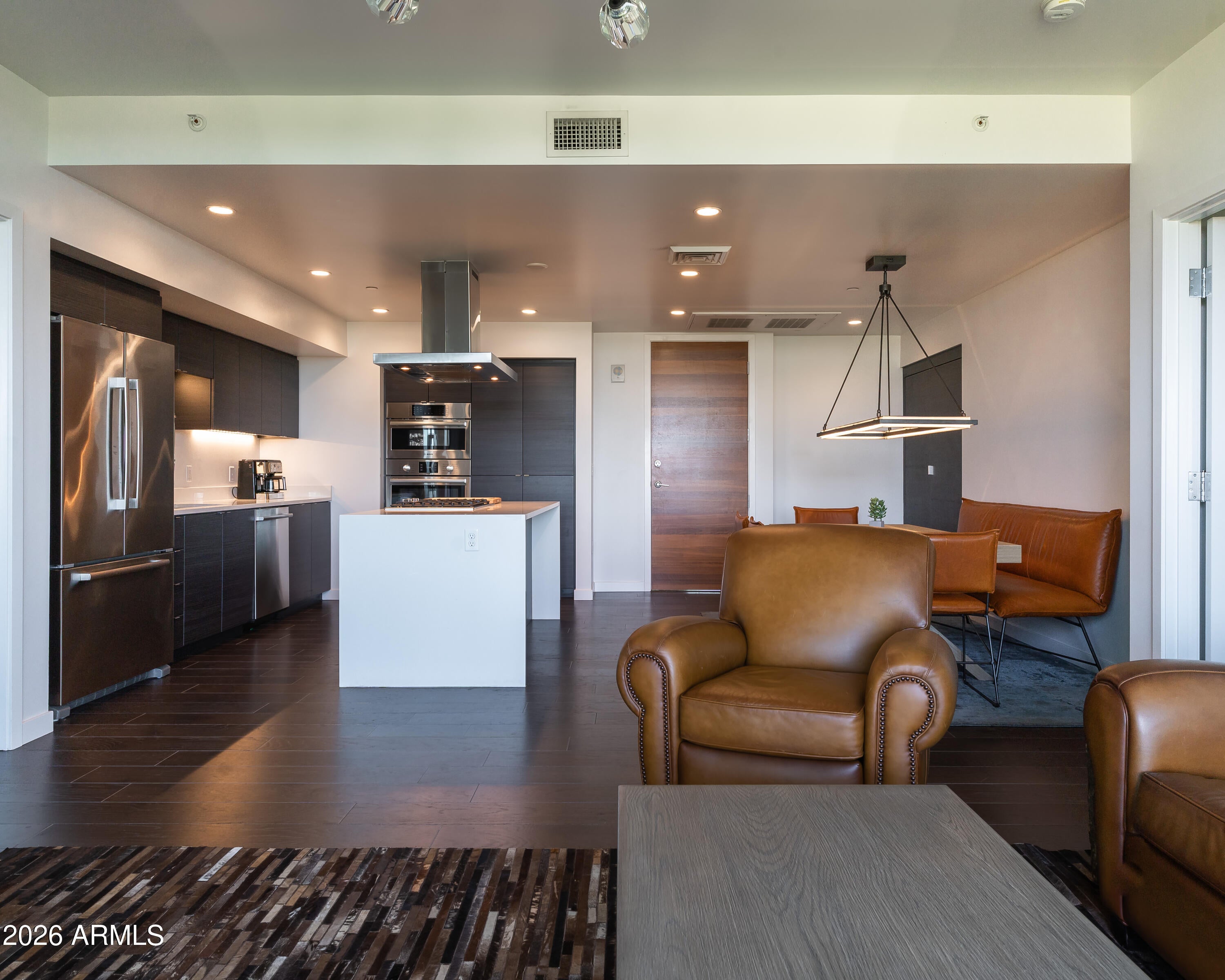 200 W PORTLAND Street 624