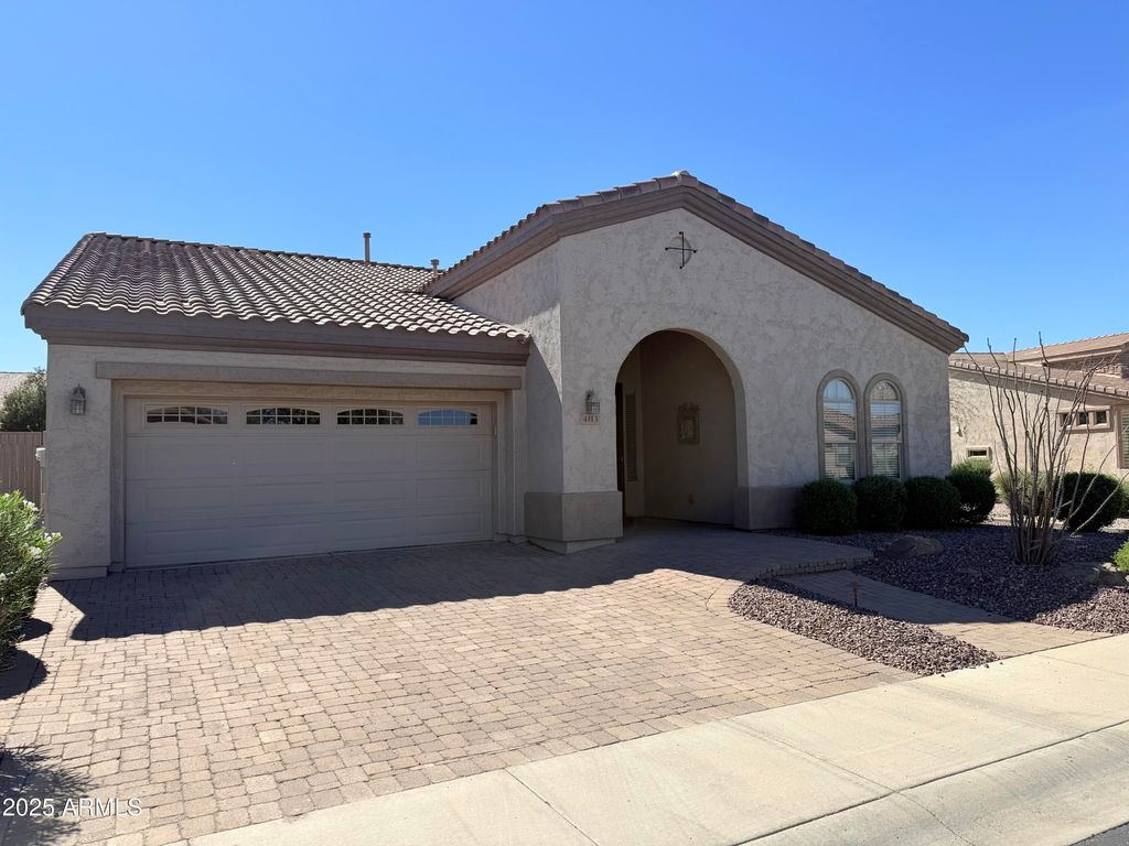 Photo of 4113 E Narrowleaf Drive, Gilbert, AZ 85298 (MLS # 6930775)