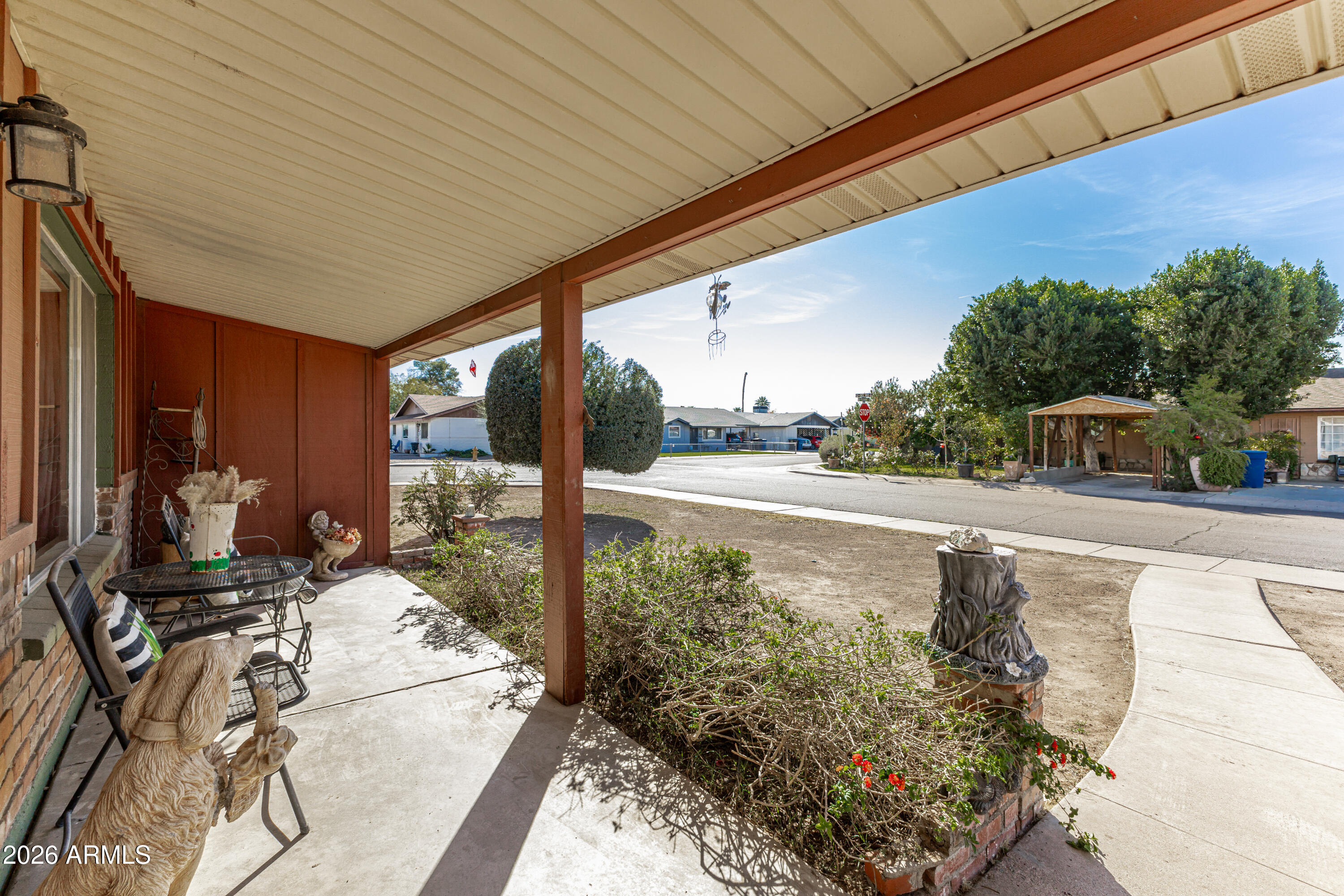 890 W DEL RIO Street