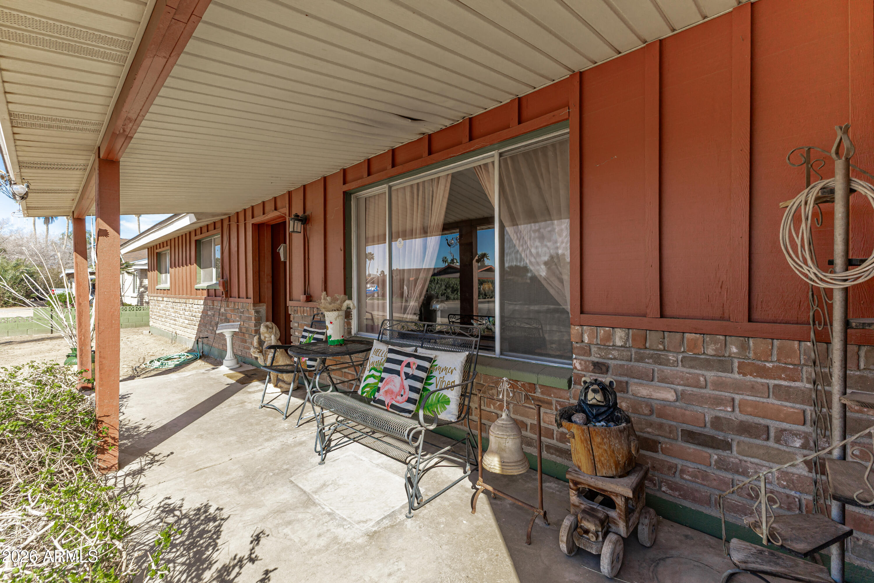 890 W DEL RIO Street