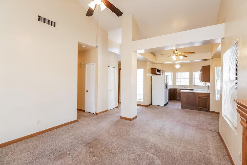 6232 W Laredo Street