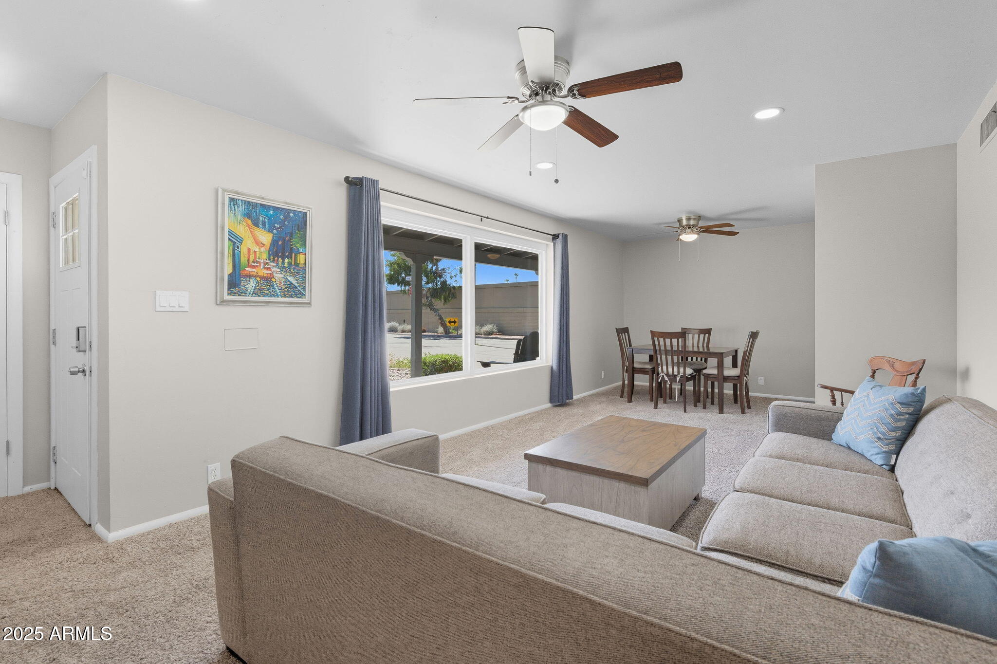 1802 E MEADOWBROOK Avenue