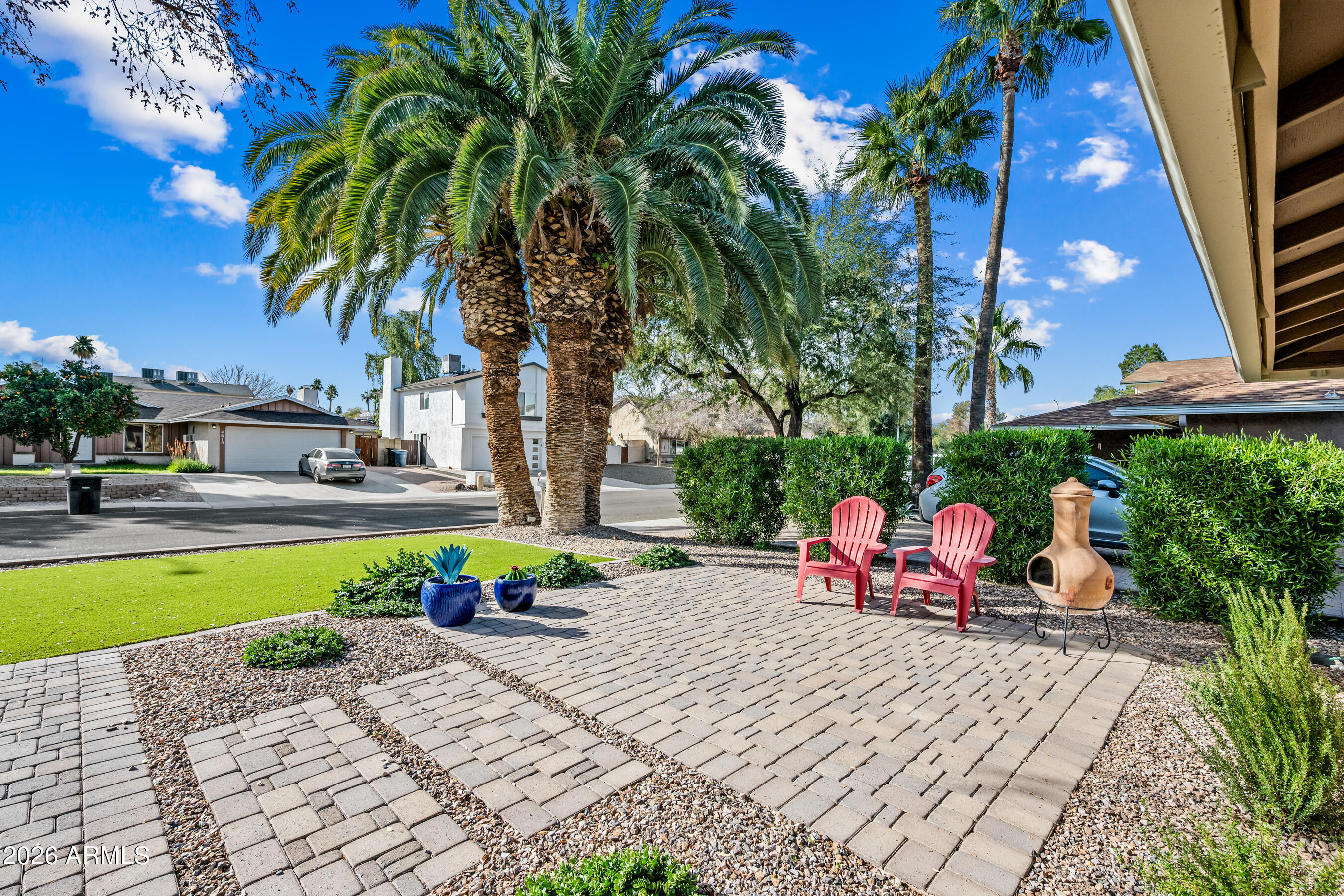 4616 W BUFFALO Street