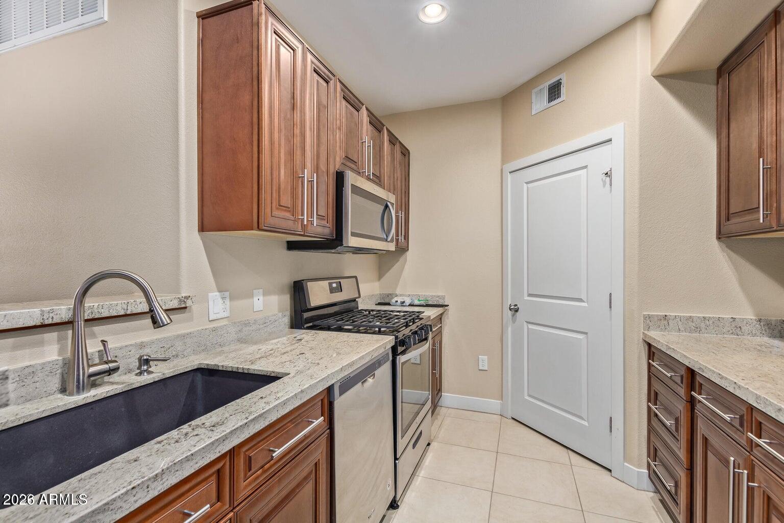 6900 E PRINCESS Drive 1182