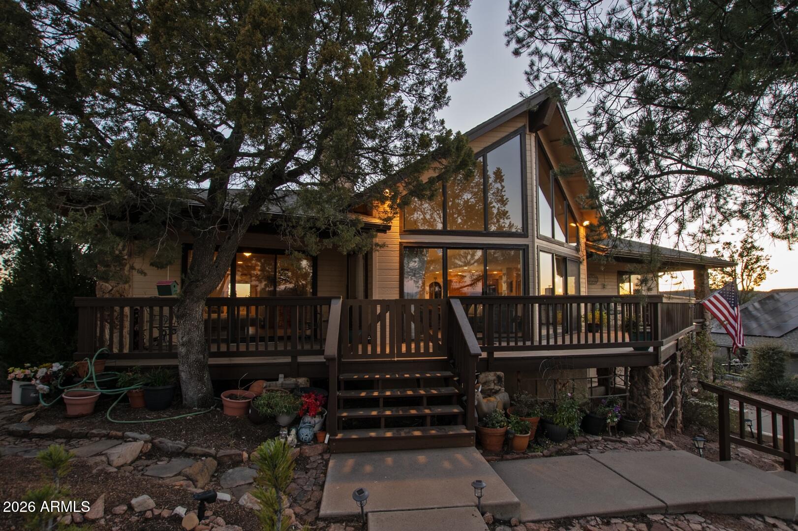 204 N TRAILWOOD Road