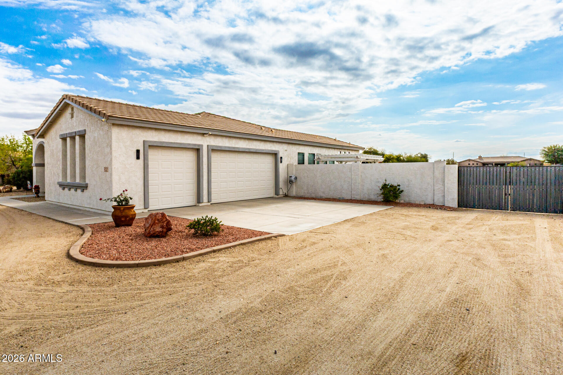 PEAK VIEW RANCH - Residential