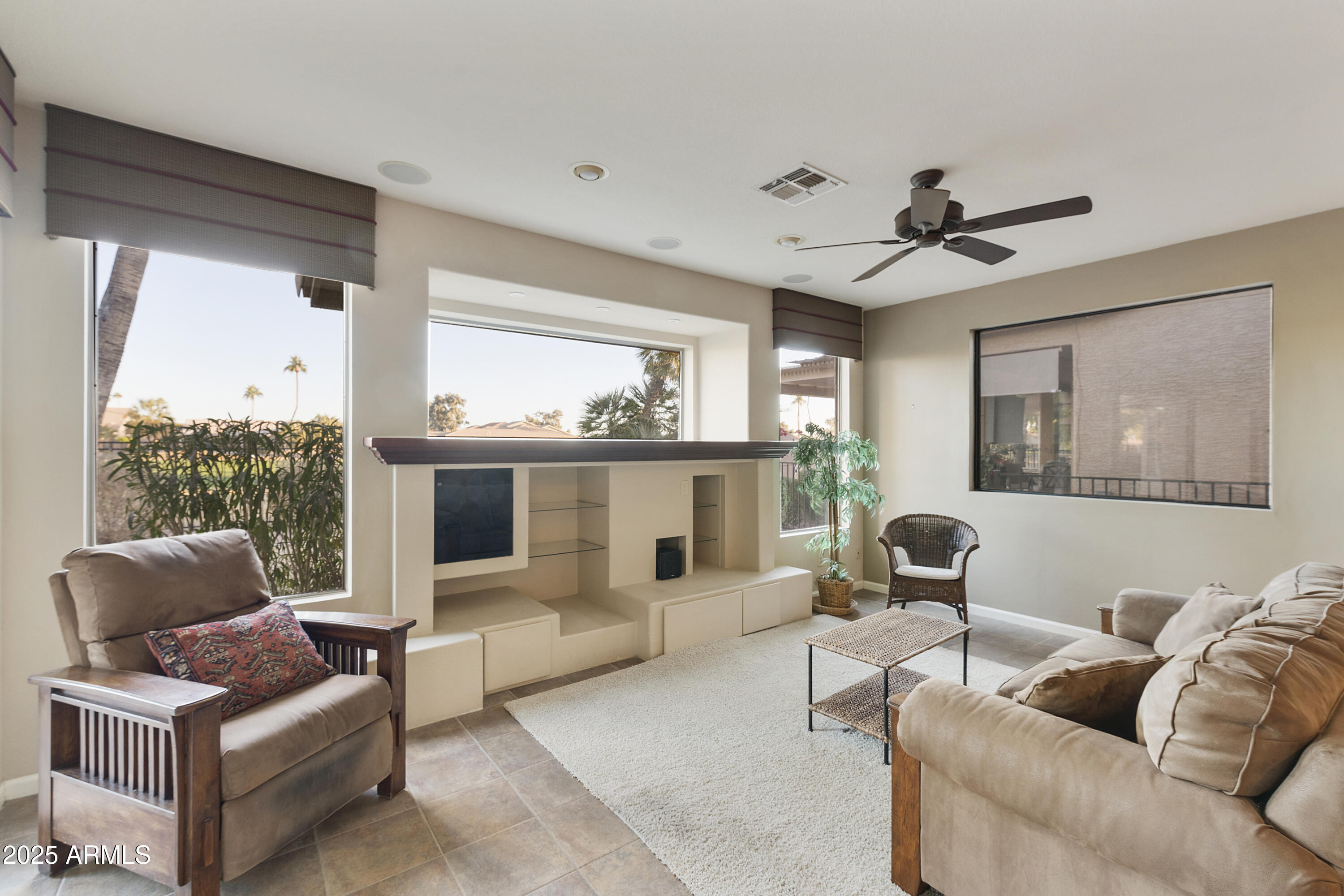 10050 E COOPERS HAWK Drive