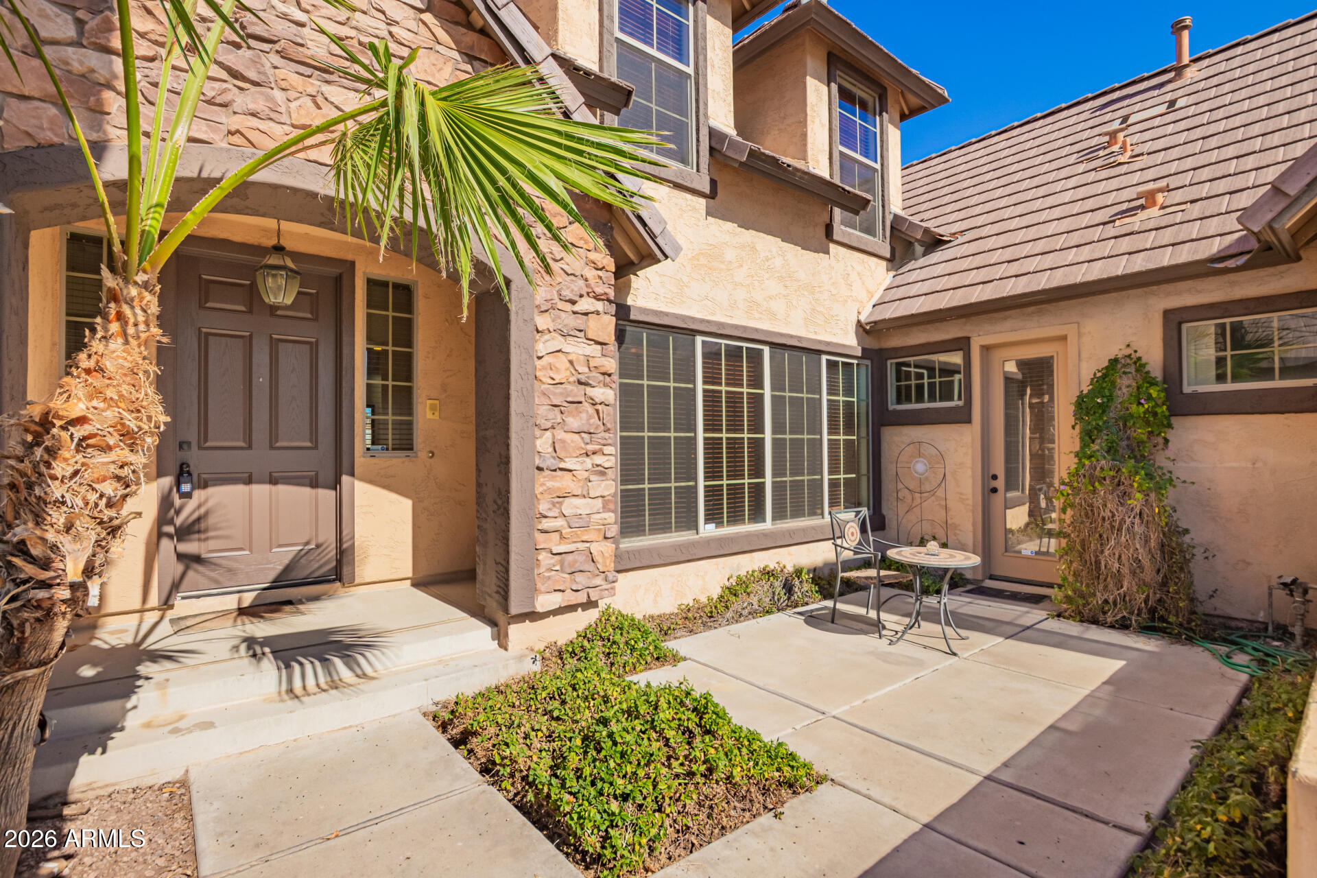 12746 W COLTER Street