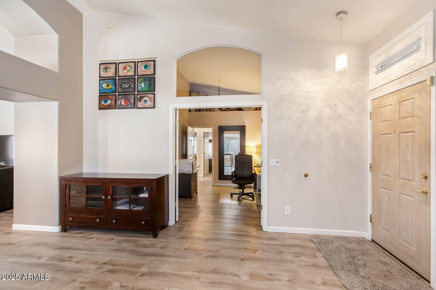 1111 S ROWEN --