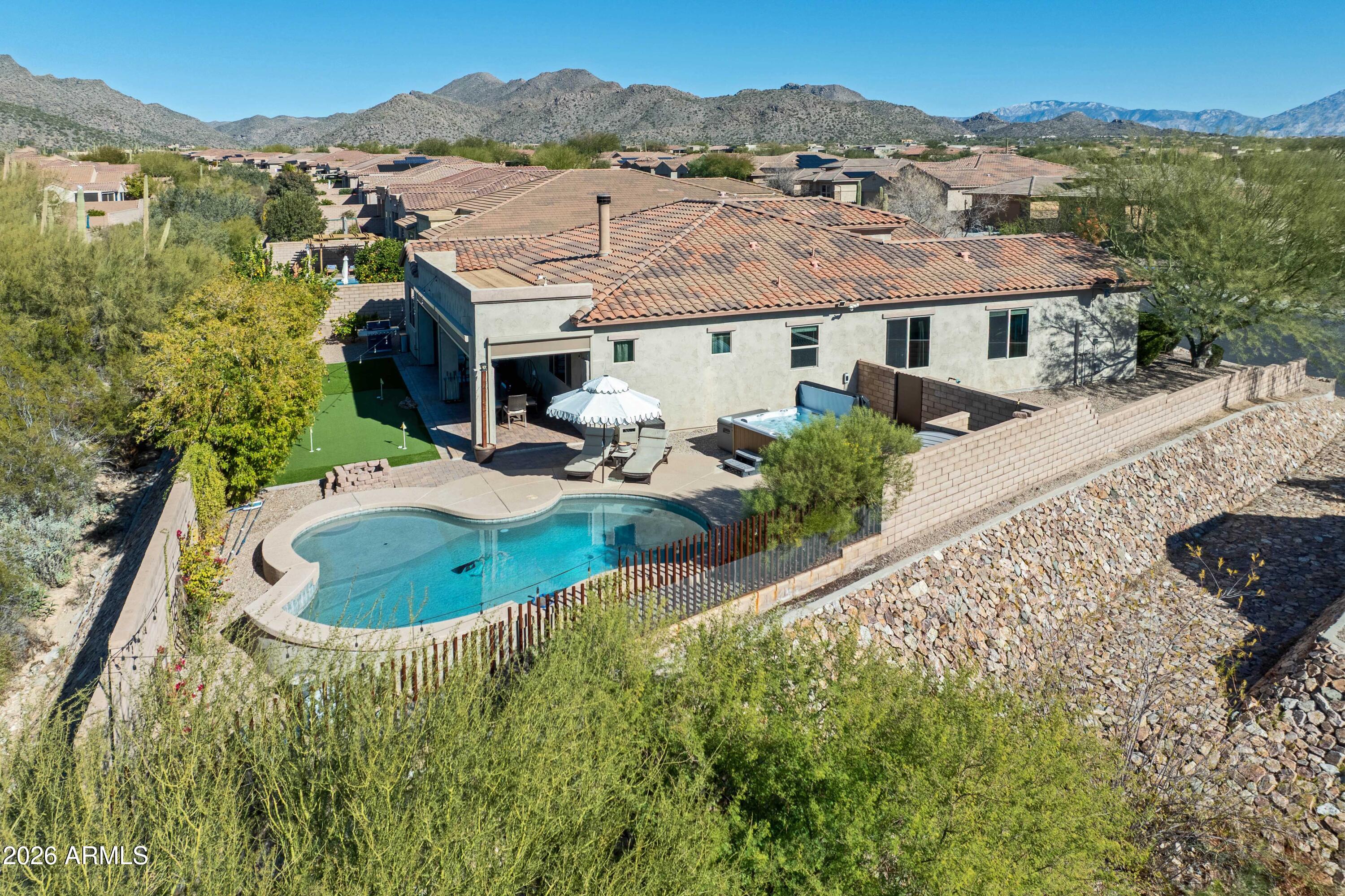 6640 W WHISPERING WINDMILL Lane