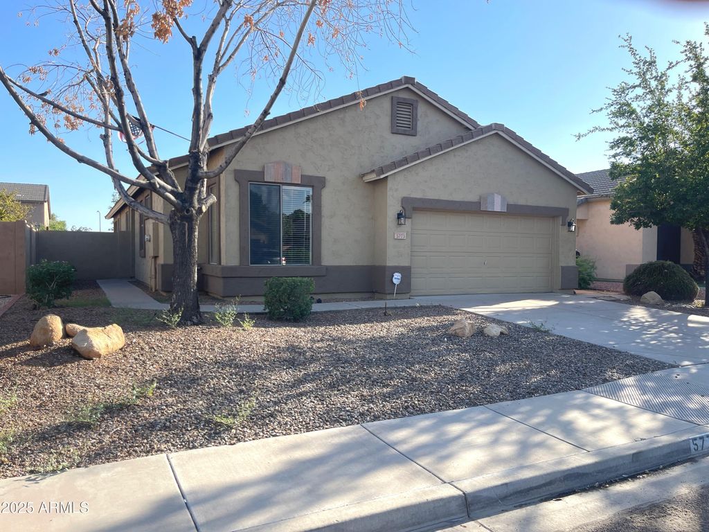 Photo of 5773 W Golden Lane, Glendale, AZ 85302 (MLS # 6927773)