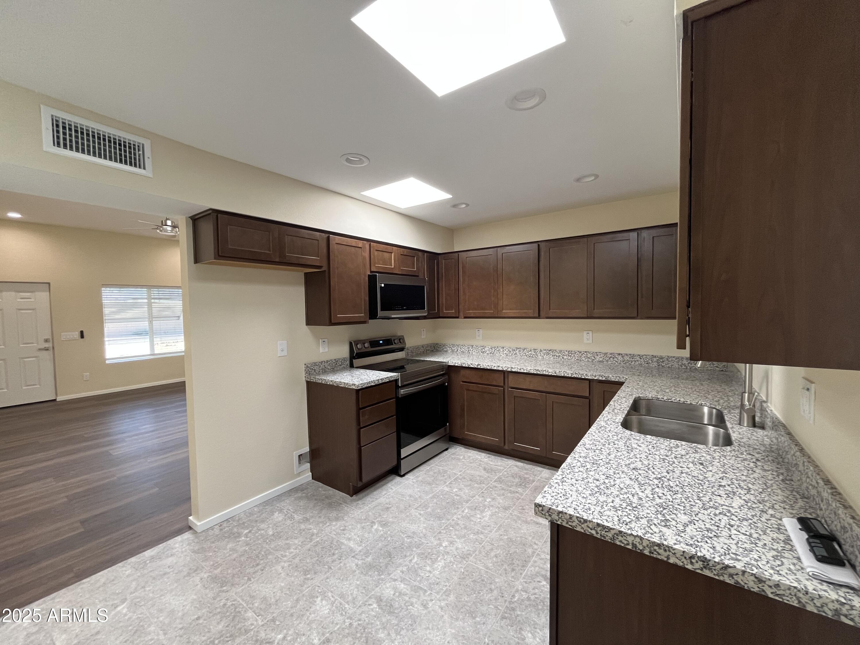 13629 N DEL WEBB Boulevard