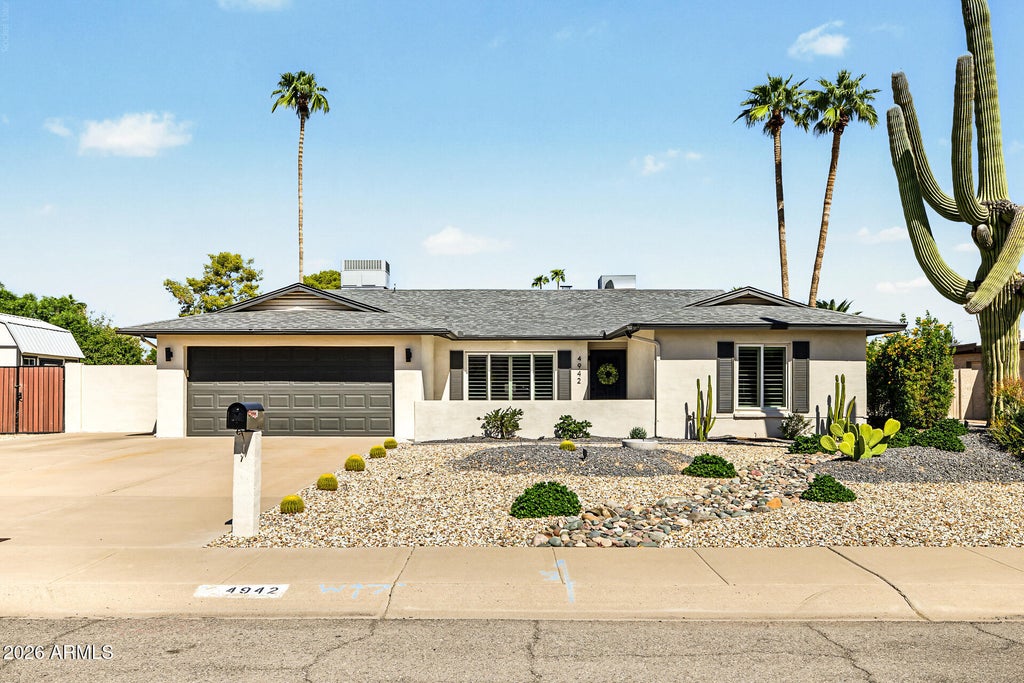 Photo of 4942 E Wethersfield Road, Scottsdale, AZ 85254 (MLS # 7093110)