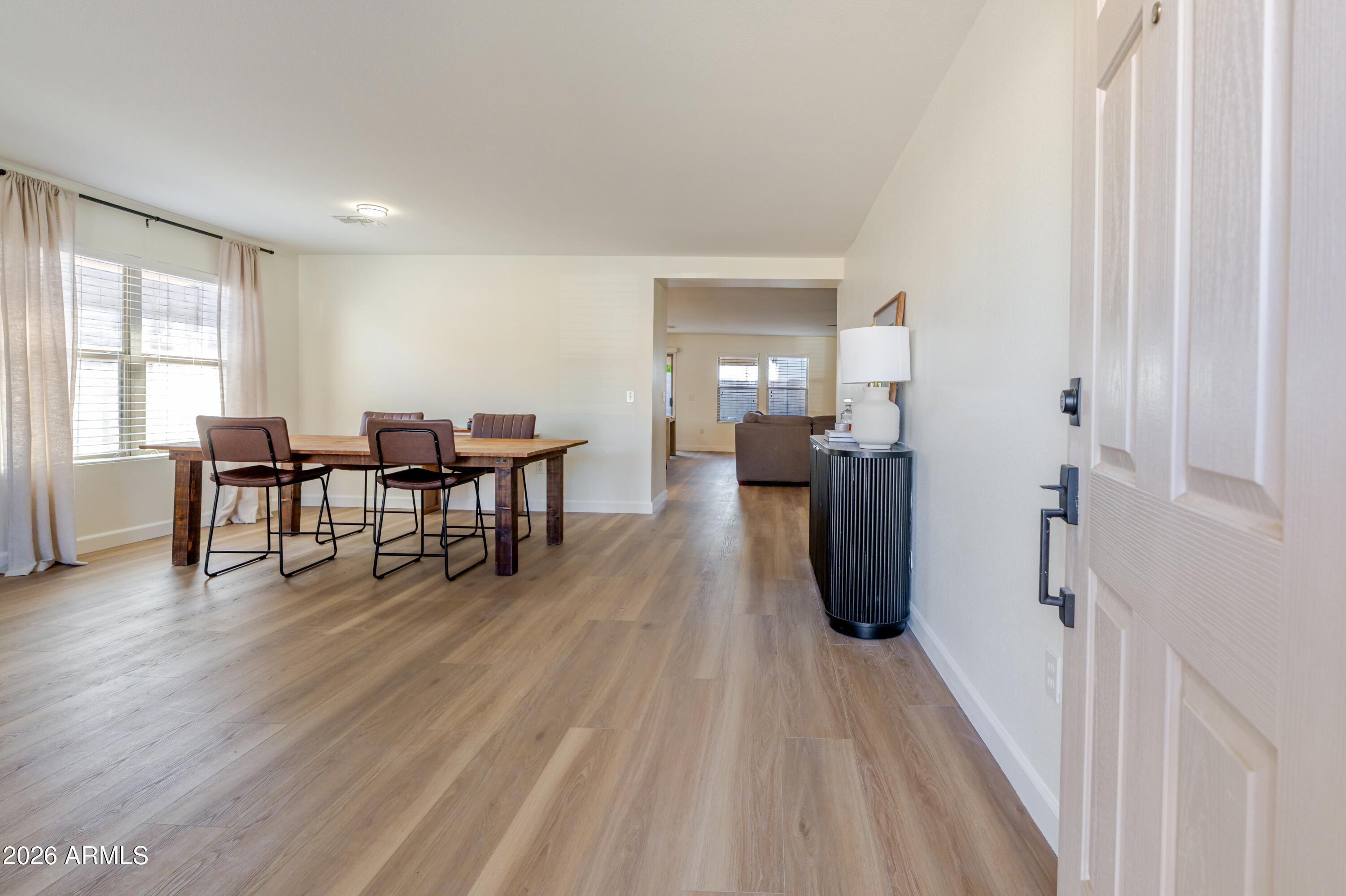 10561 W LOUISE Drive