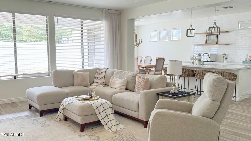 Photo of 862 E Gemini Place, Chandler, AZ 85249 (MLS # 6994145)