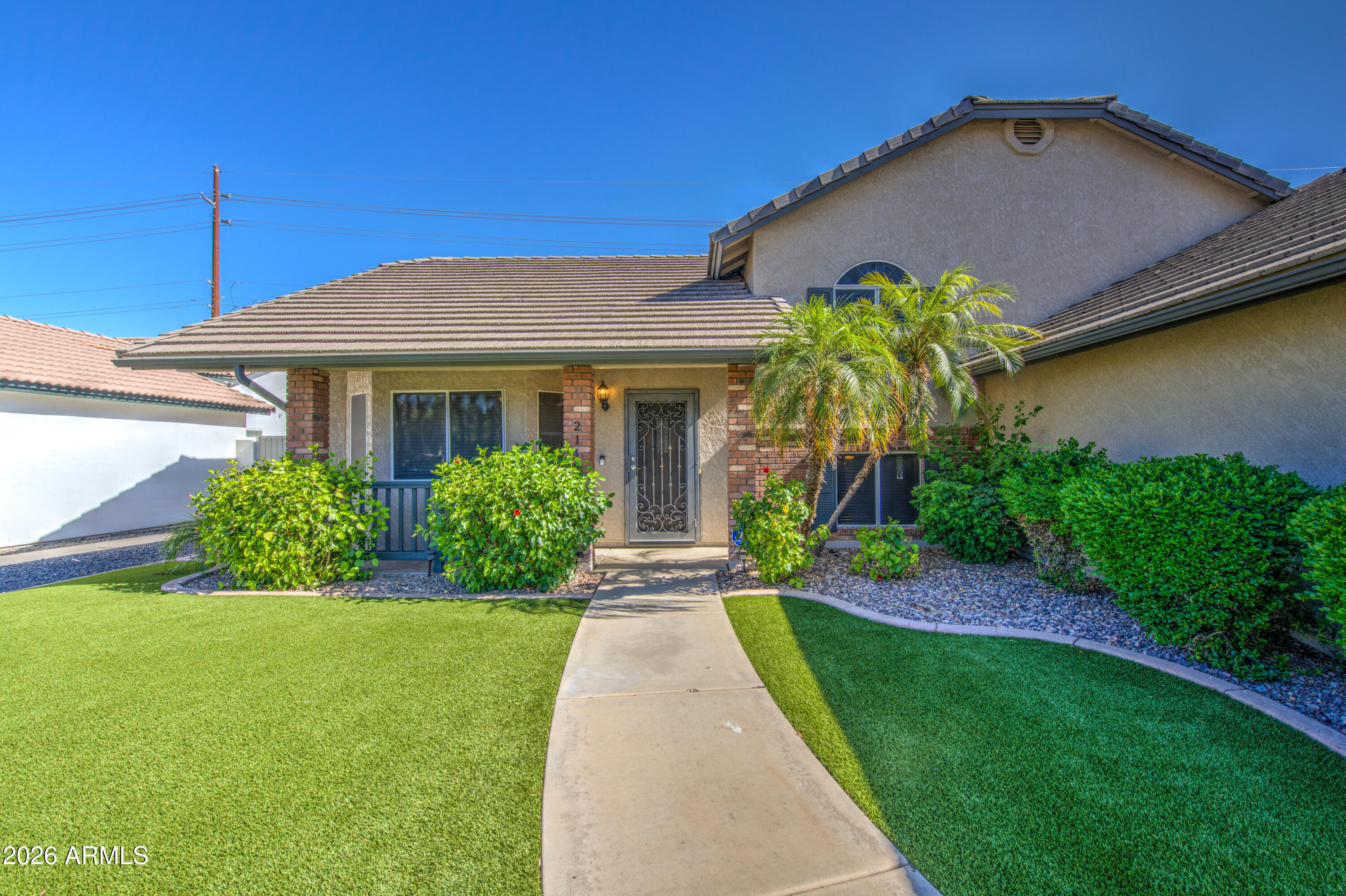 2141 E MARQUETTE Drive