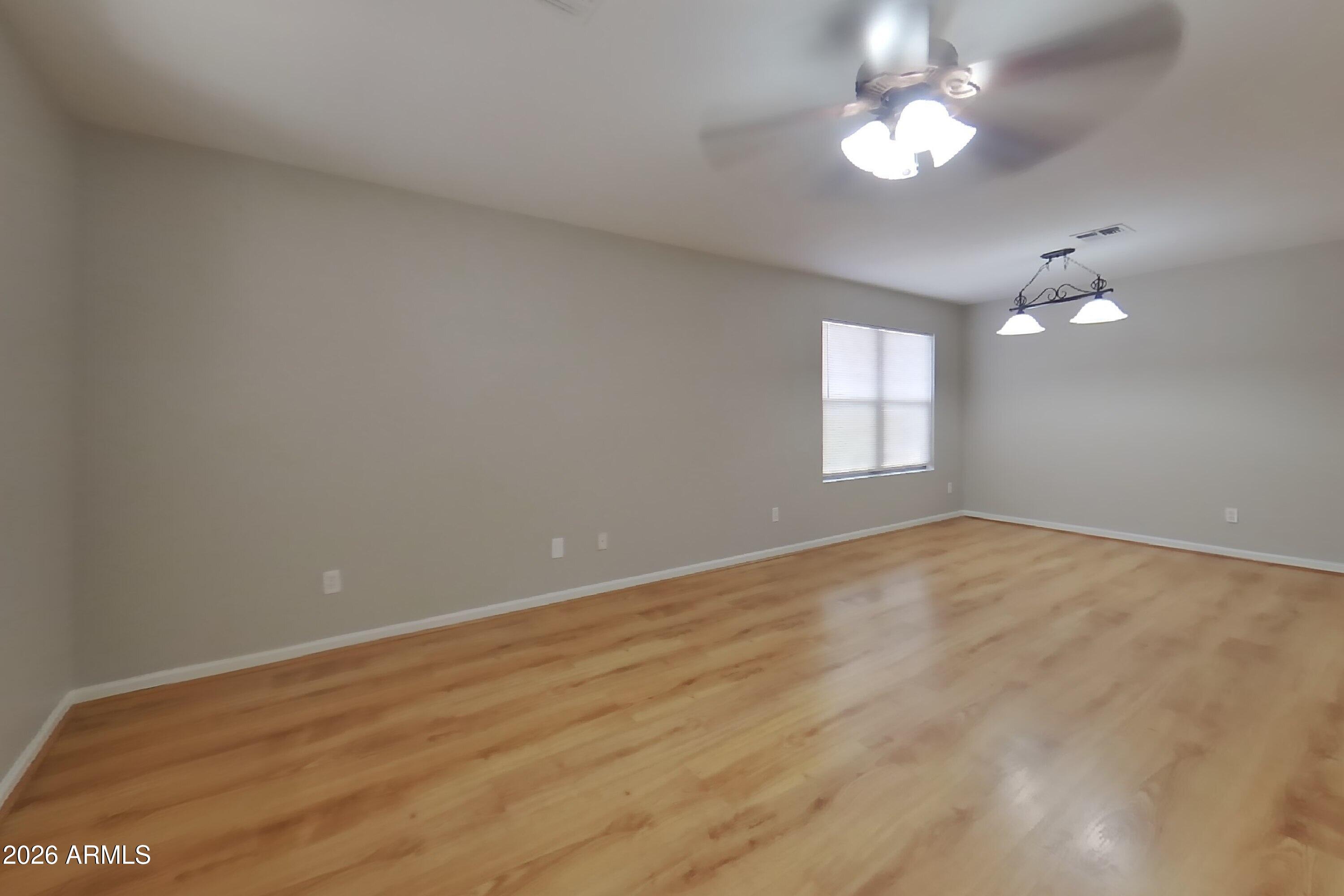 3206 W CASINO Avenue