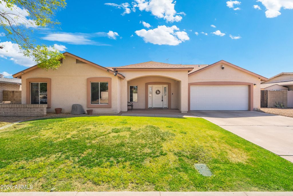 Photo of 5115 W Kings Avenue, Glendale, AZ 85306 (MLS # 6964331)