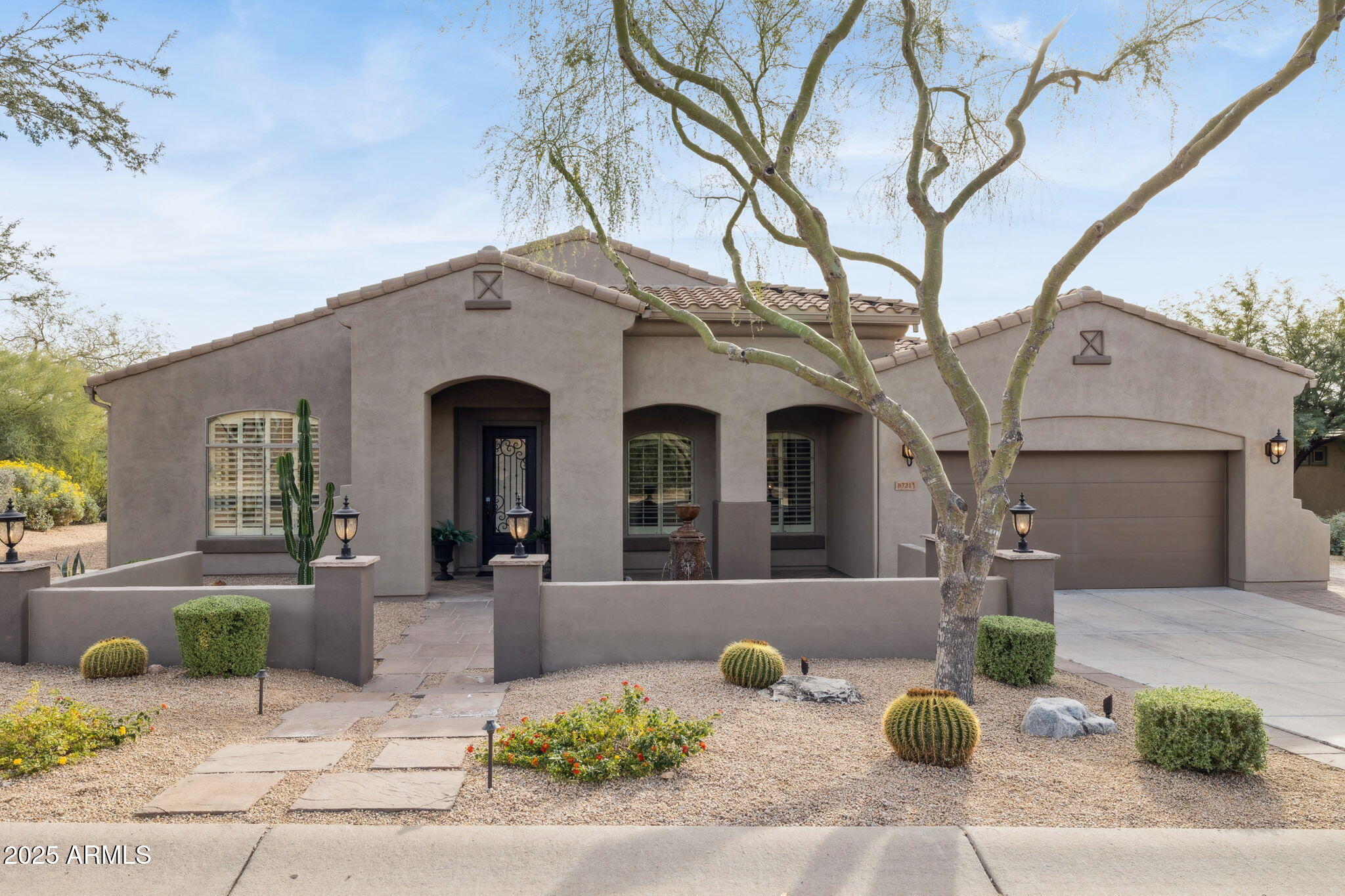 8721 E NANCE Street E