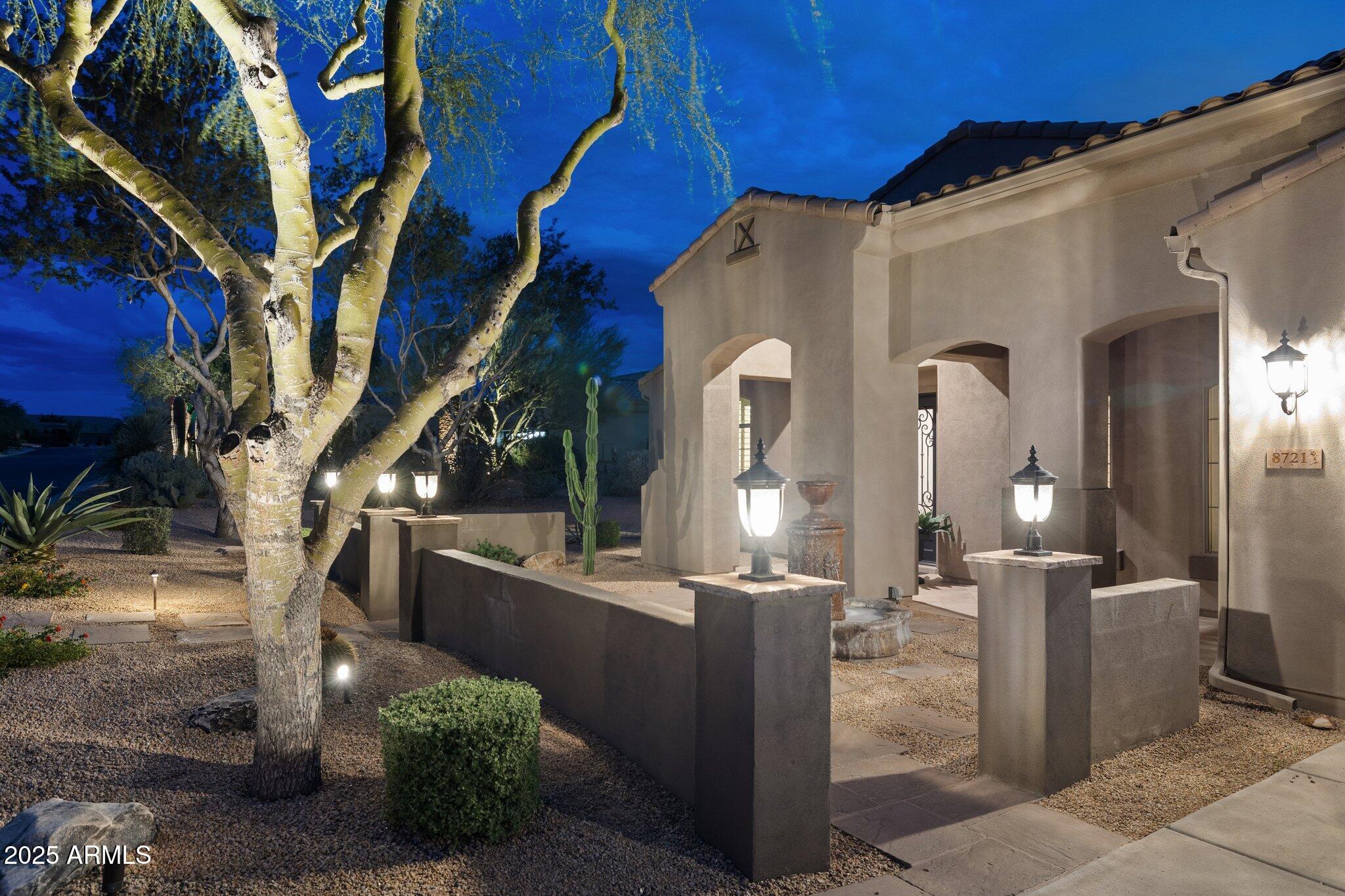 8721 E NANCE Street E