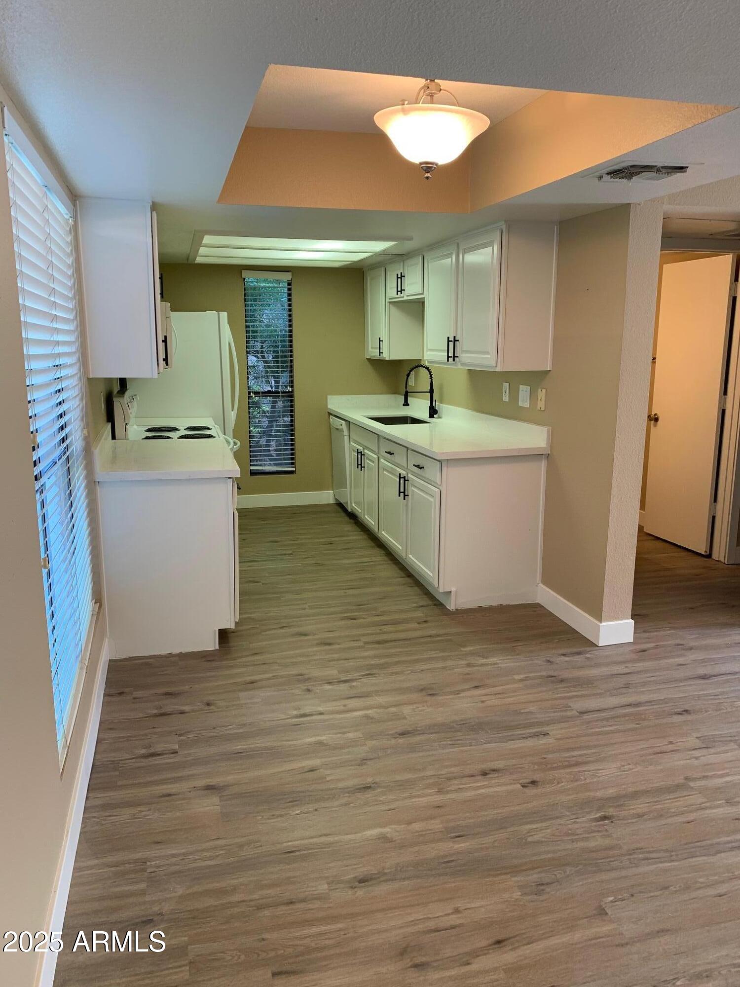 3131 W COCHISE Drive 218