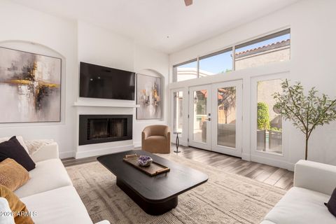 8685 E VIA DEL ARBOR -- Scottsdale AZ 85258