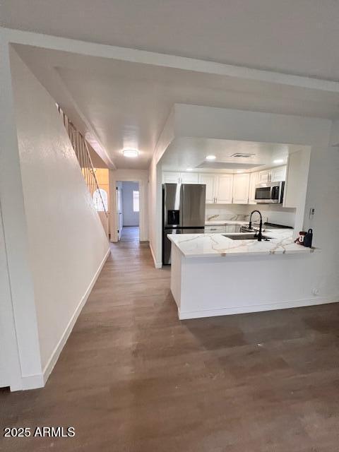 2115 W BELMONT Avenue 4