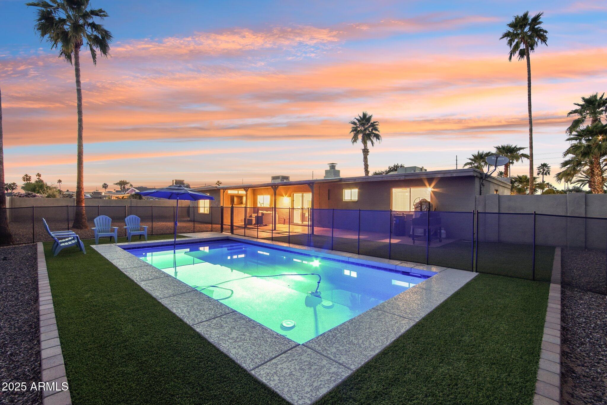 5119 E SHAW BUTTE Drive