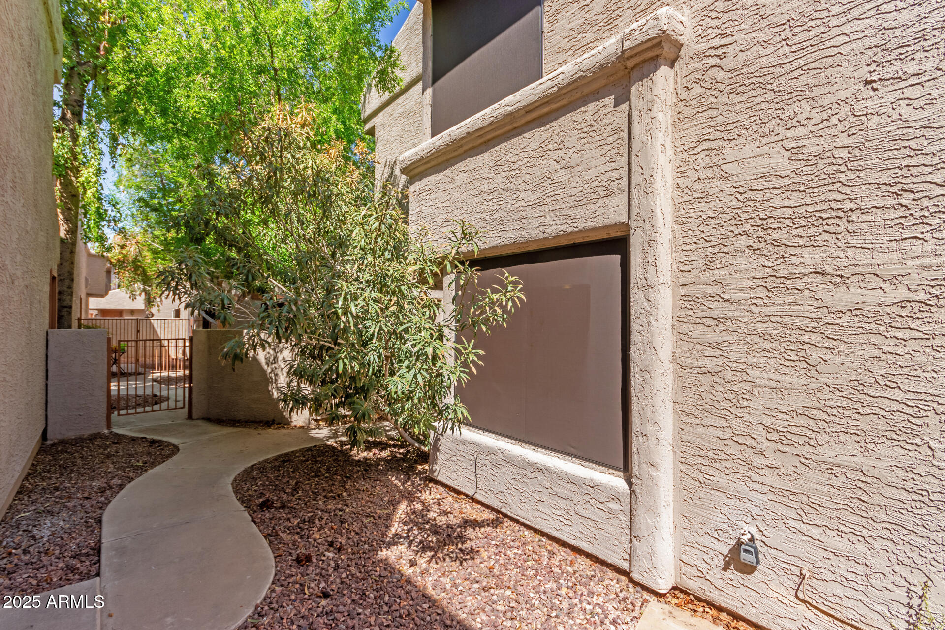 2834 S EXTENSION Road 1048