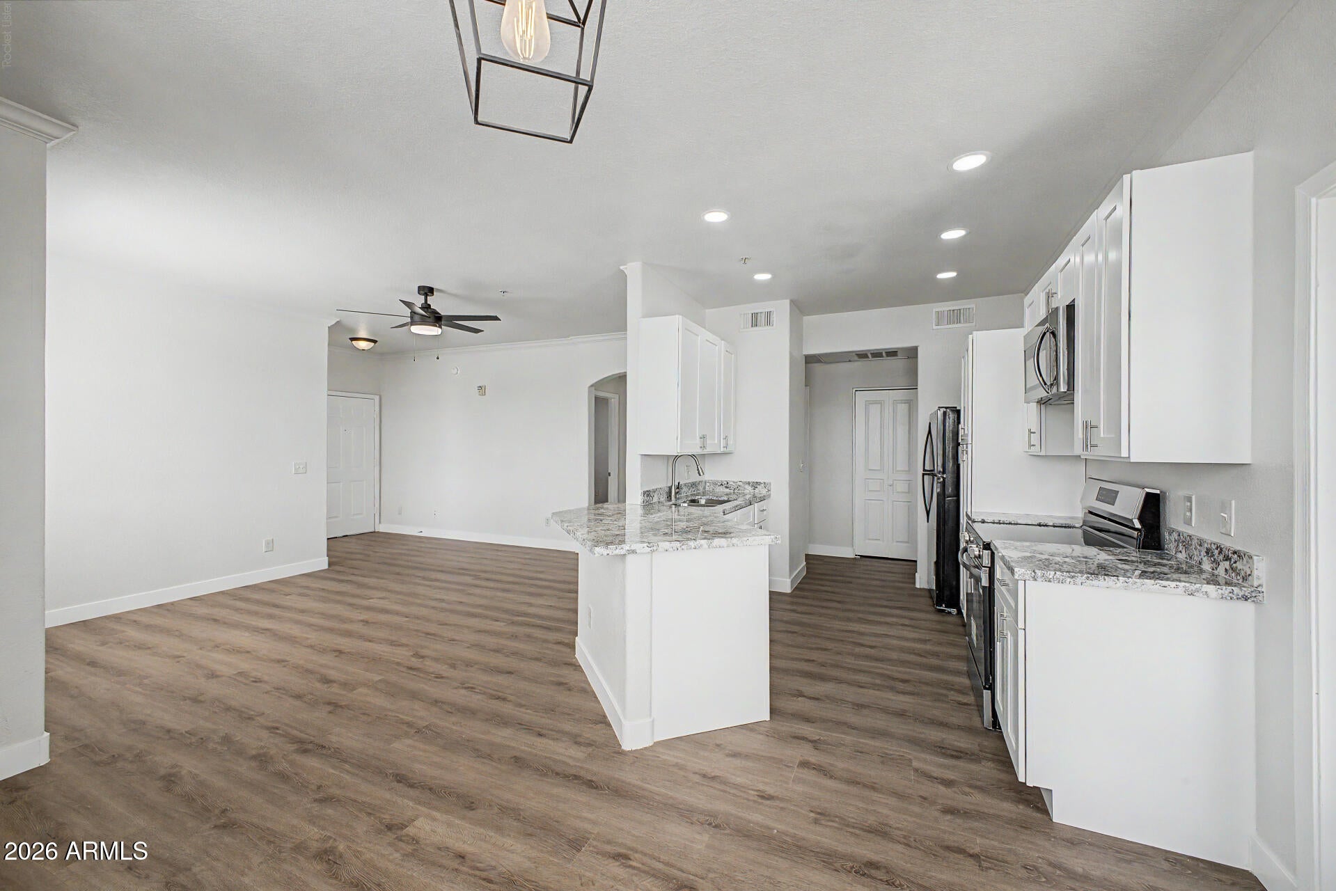 1941 S PIERPONT Drive 1044
