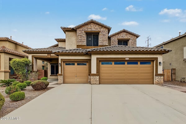4613 W DONNER DR, LAVEEN, AZ 85339 - Image e96c05a8d78a5a077e9c51471bd2c13f/2487611366
