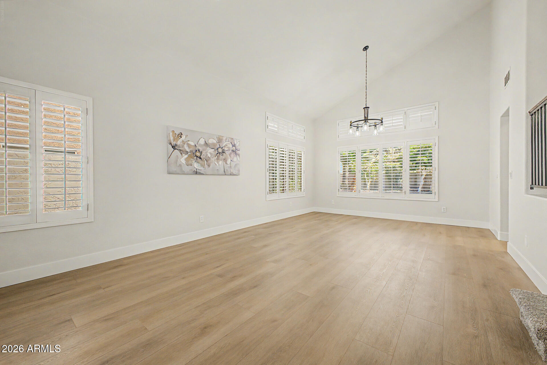 1743 E REDFIELD Road