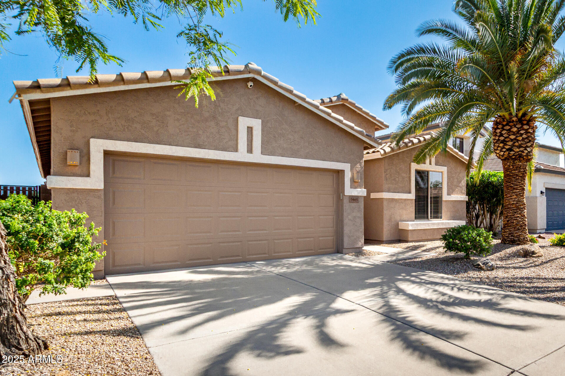 9465 W TONOPAH Drive