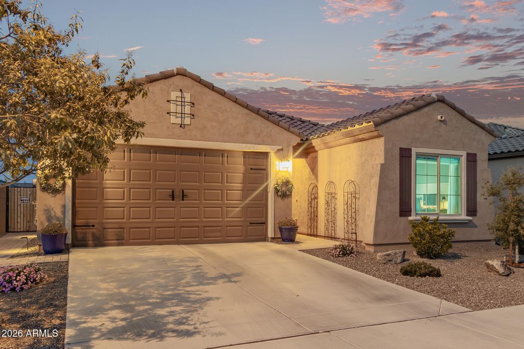 Photo of 25928 W Vista North Drive, Buckeye, AZ 85396 (MLS # 6977072)