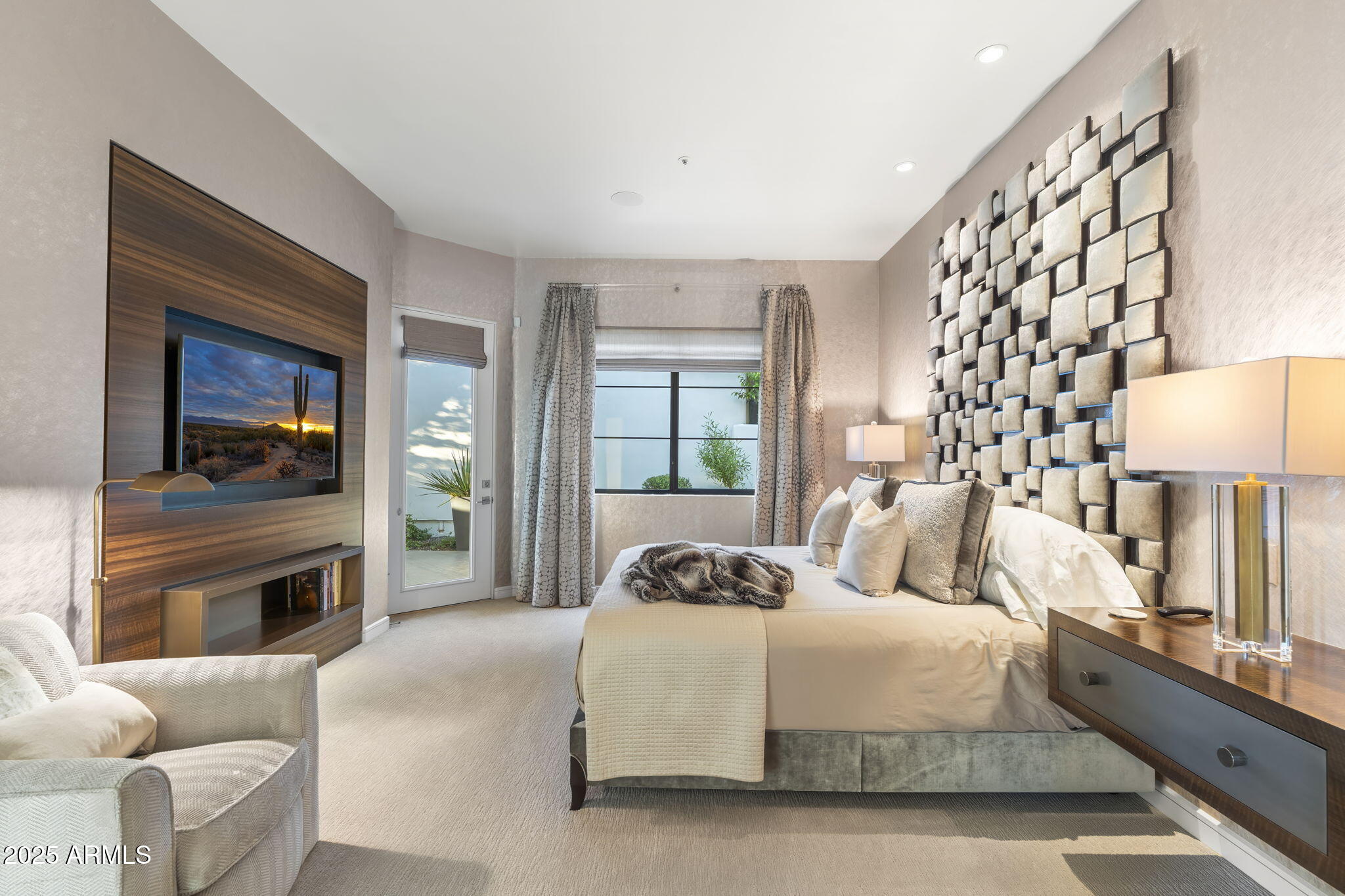 5101 N CASA BLANCA Drive 317