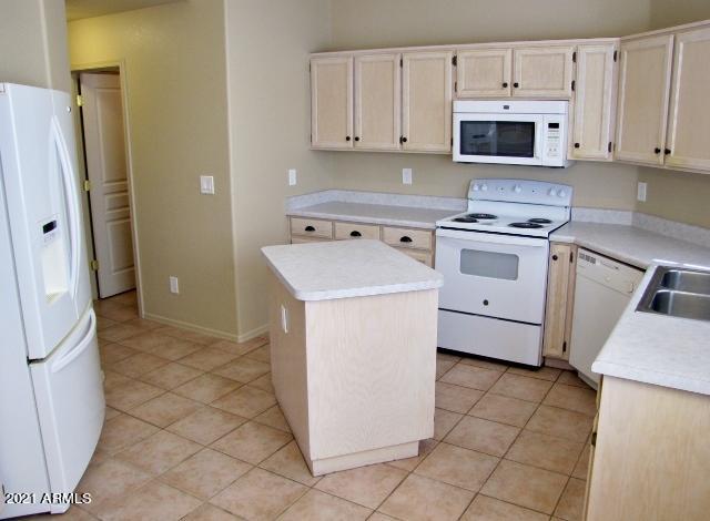 MOUNTAIN RIDGE PHASE 3 - Residential Lease