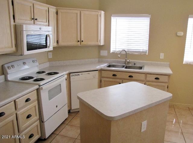 MOUNTAIN RIDGE PHASE 3 - Residential Lease